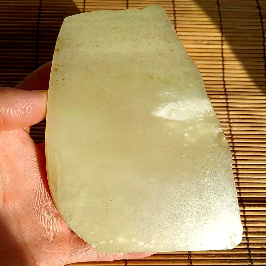 285克和田若羌黄玉山料切块 鸡油黄 双面开窗黄玉牌子料明料