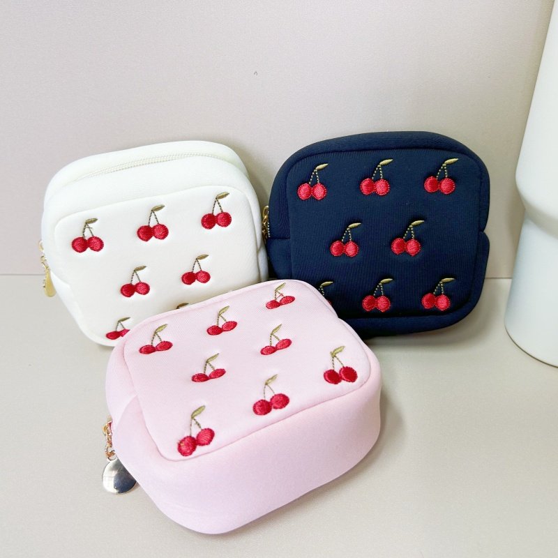 刺绣樱桃空气夹棉小方包 姨妈巾收纳包便携小型 口红化妆品小包女,收纳整理,化妆包,淘宝优惠券,粉丝福利购,淘宝优惠卷