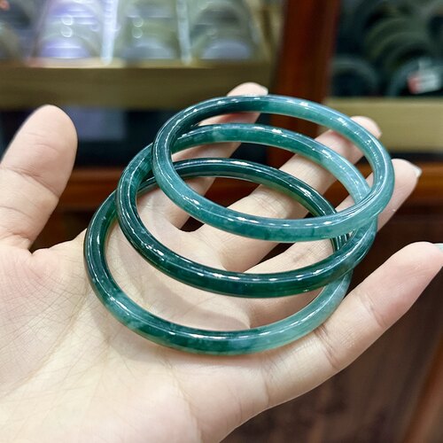 天然A货翡翠手镯半山半水蓝水翡