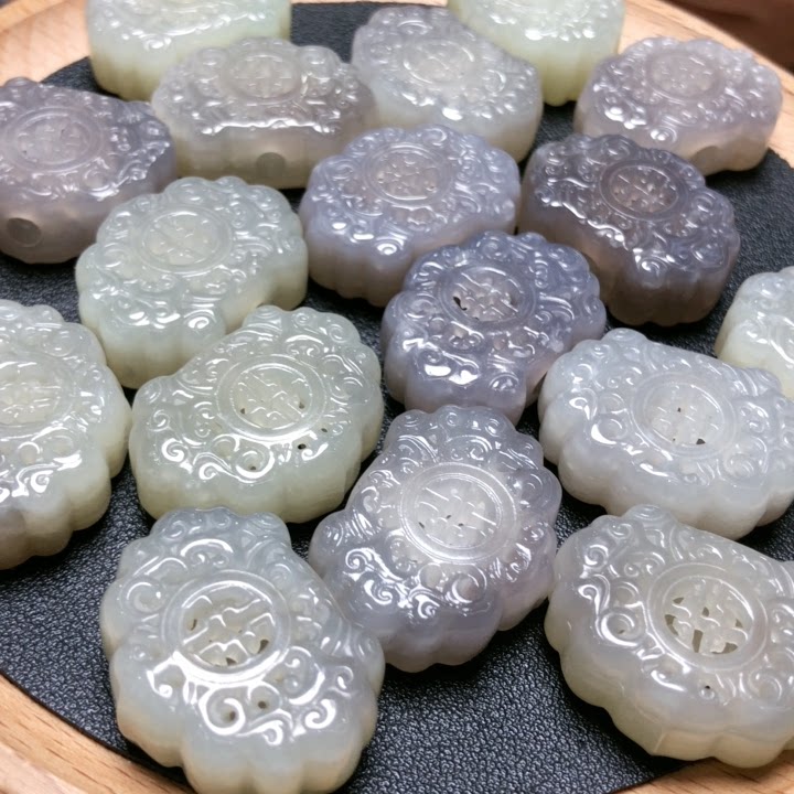 O166天然和田玉如意吊坠28x11mm镂空毛衣链DIY配件挂件烟紫烟灰