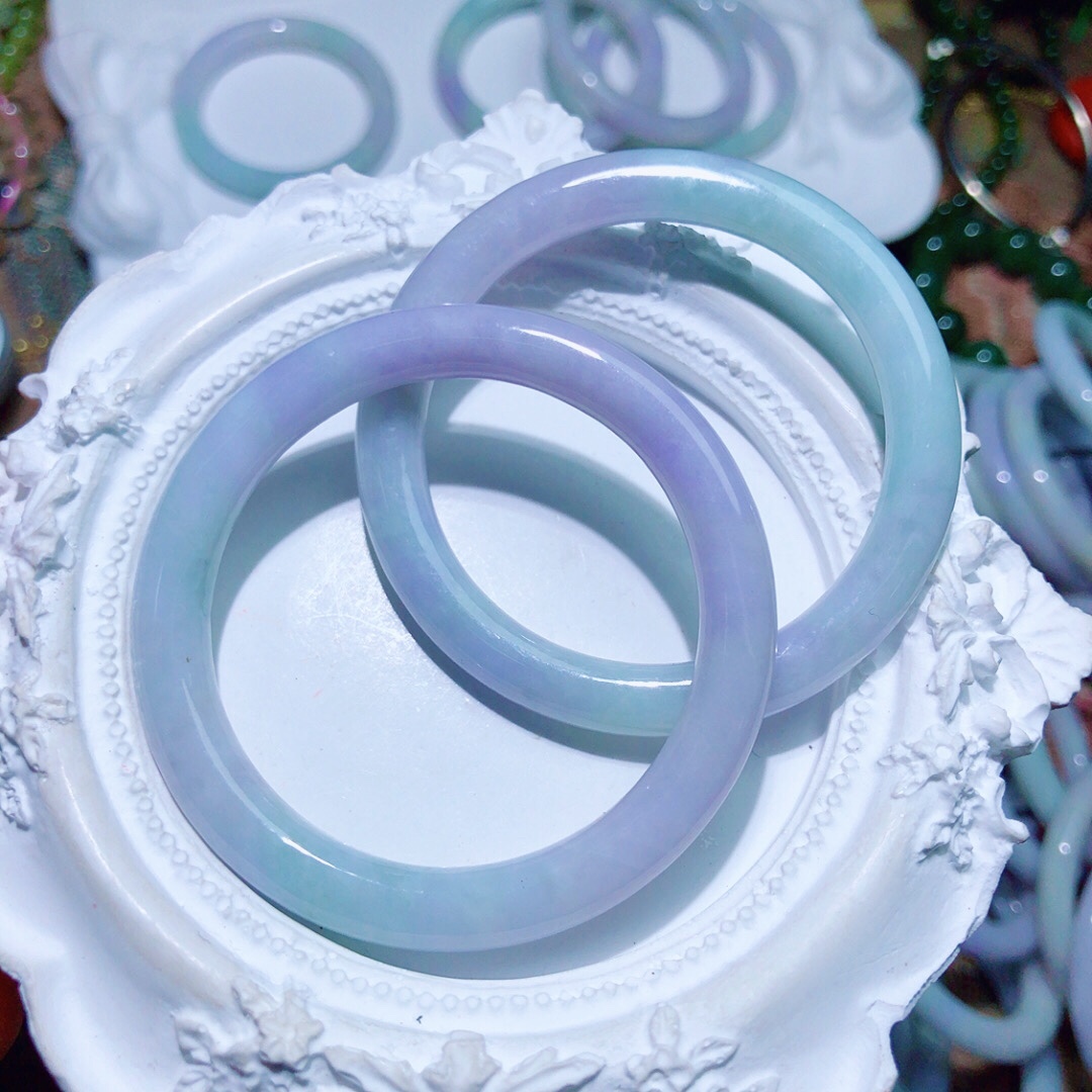 天然a货翡翠手镯蓝水童镯