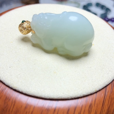 J832 天然和田玉貔貅吊坠18k真金重金镶嵌俄料高货32/19/17mm