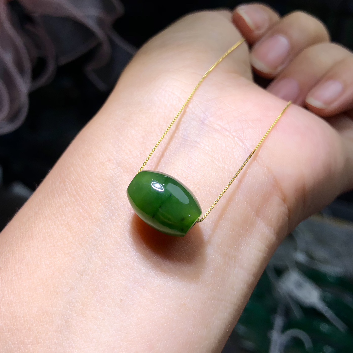 KK0596 天然和田玉碧玉路路通吊坠辣绿菠菜绿13mm老红皮散珠diy