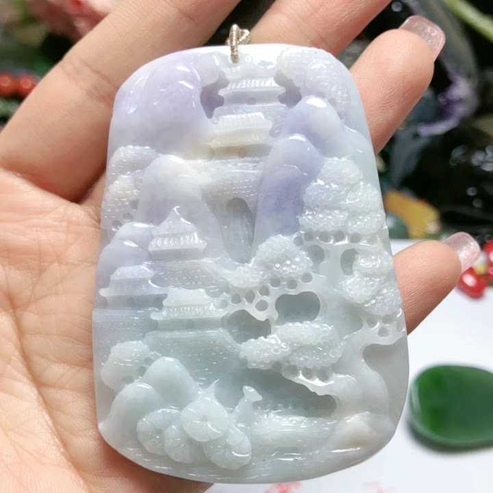 天然a货翡翠吊坠山水67x47x10mm
