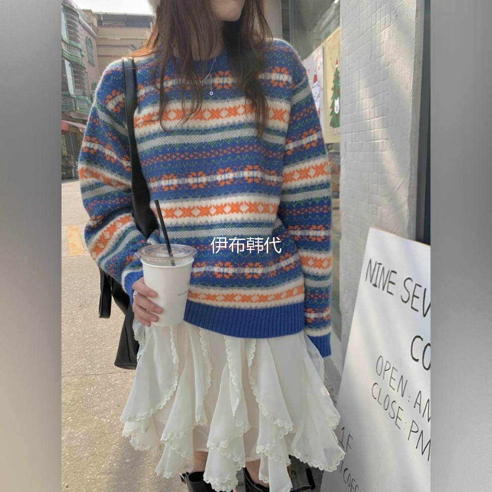 圆领休闲彩色条纹复古毛衣针织衫