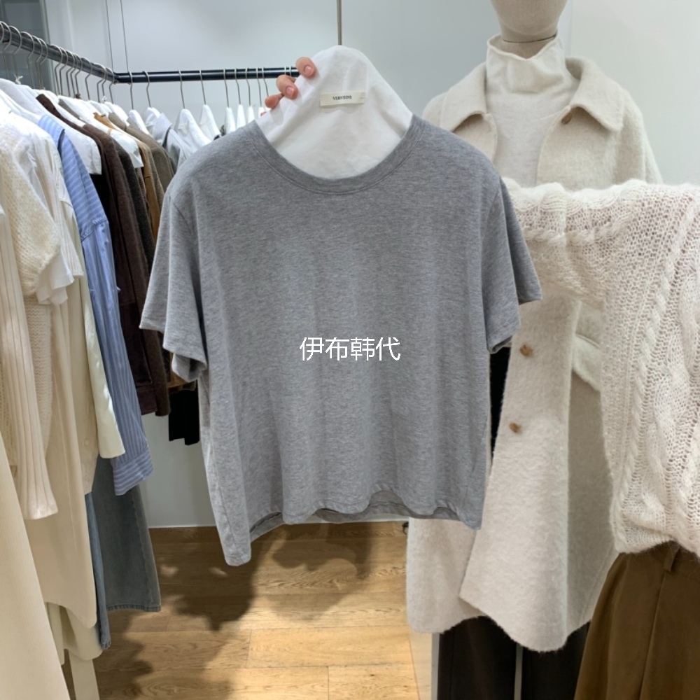 圆领纯色棉质休闲短袖T恤女