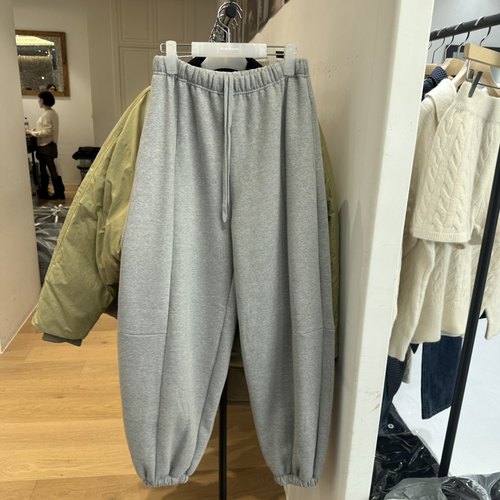 松紧抽绳口袋宽松加绒束脚卫裤