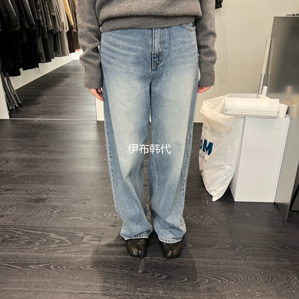 磨白做旧休闲直筒裤牛仔裤女