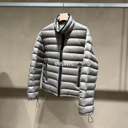 立领抽绳排骨条纹超轻羽绒服