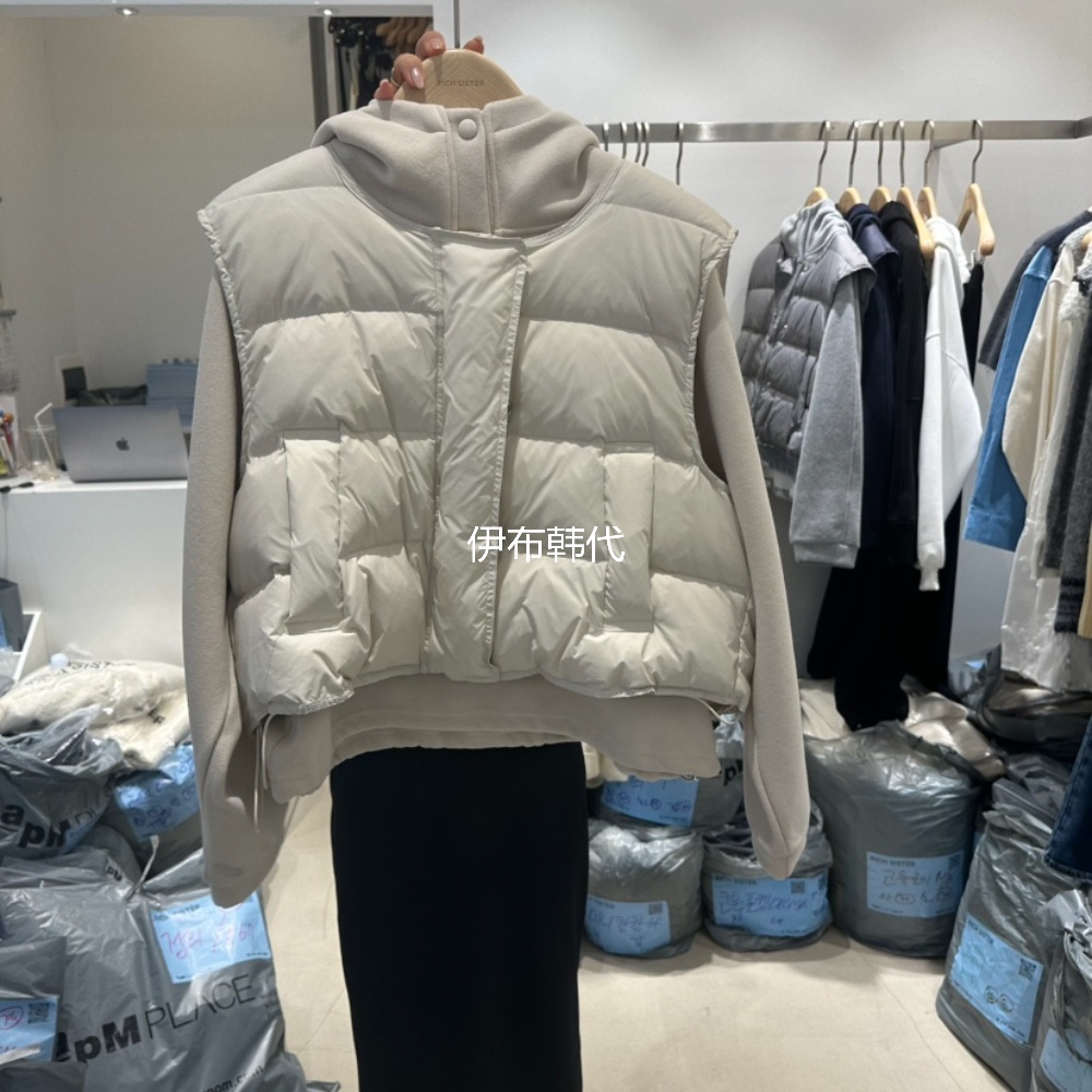 连帽卫衣装饰羽绒马夹两件套