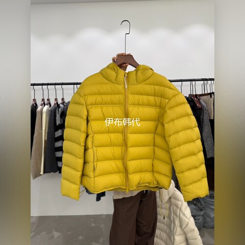 连帽拉链横纹排骨纹羽绒服