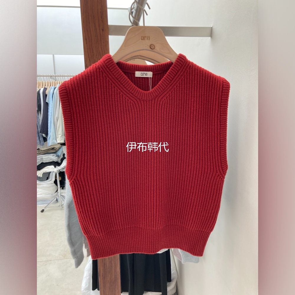 V领纯色休闲基础款套头针织马夹