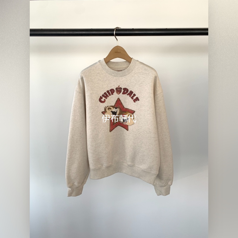 秋款圆领卡通松鼠休闲套头卫衣