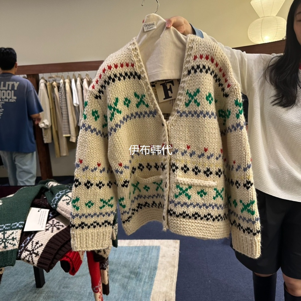 V领花纹宽松羊毛针织衫毛衣开衫