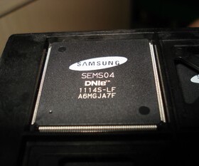 一个（直拍）SEMS04-LF 百分百进口全新原装 液晶屏芯片