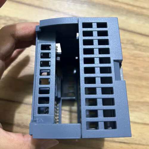 议价T0152，西门子6ES7 211-1BE40-0XB0外壳