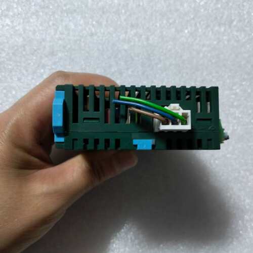 议价松下PLC控制单FP0-C14RS-A，型号为AFP022