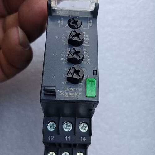 议价施耐德Schneider RM22UB34控制继电器，原装正