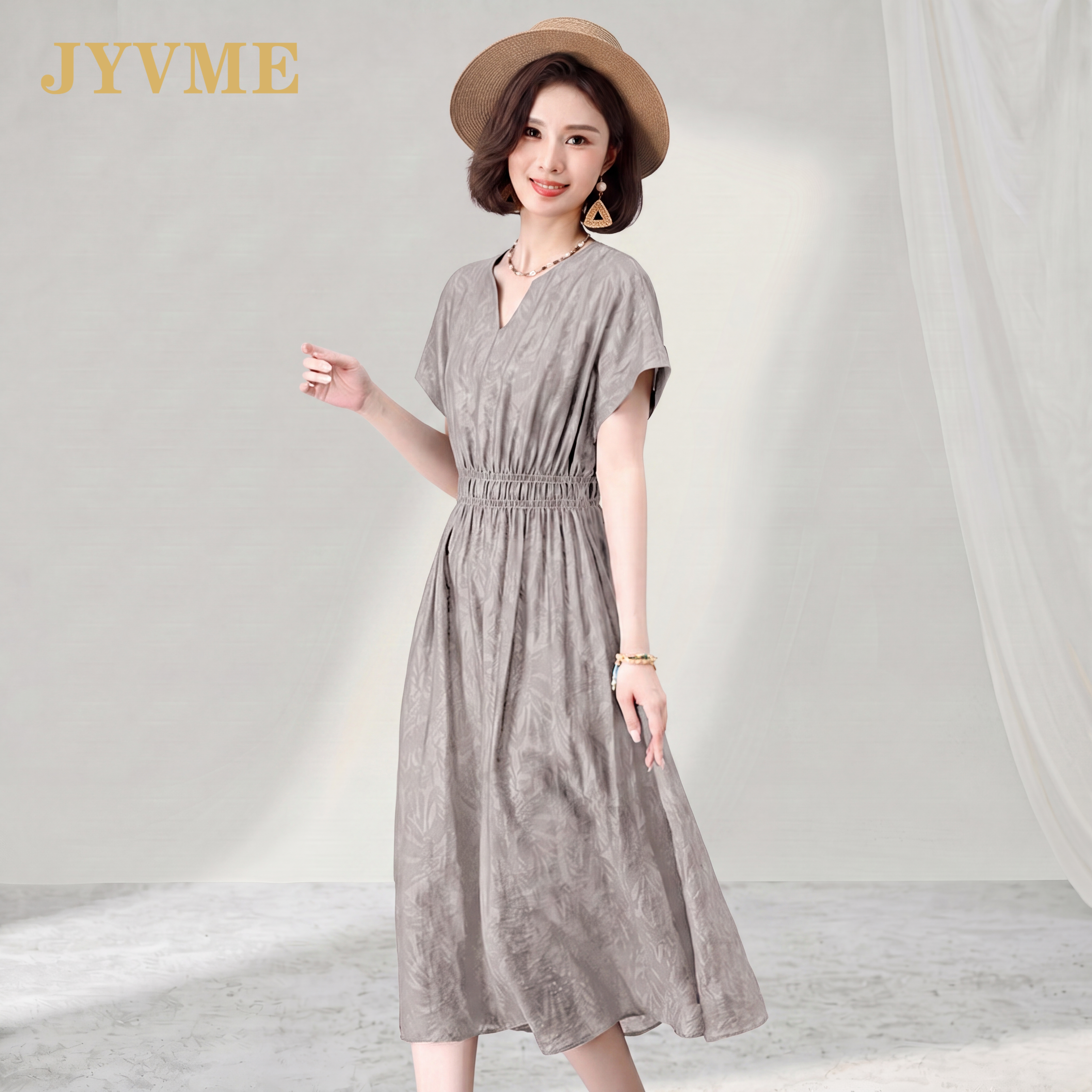 JyVme轻奢大气连衣裙女2026夏新款天丝优雅简约百搭时尚休闲裙子