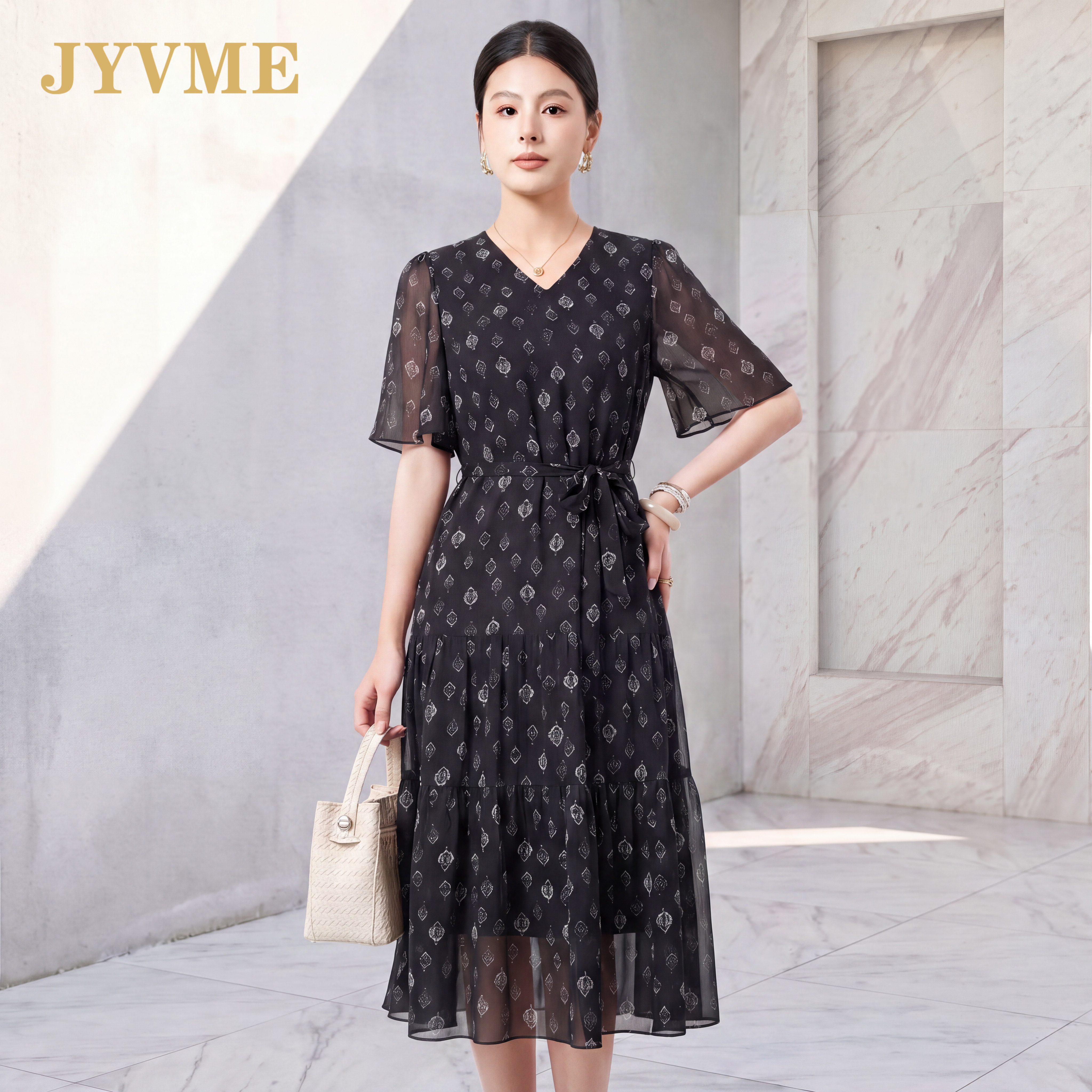 JyVme轻奢品牌桑蚕丝连衣裙女夏季新款波点V领时尚妈妈洋气真丝裙
