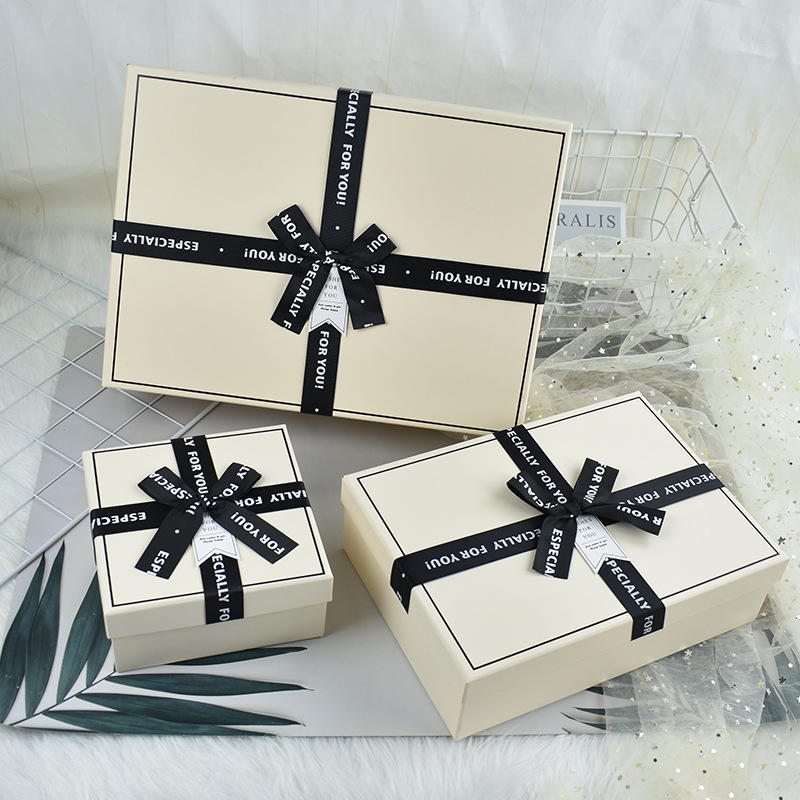 In风礼盒伴手礼空盒化妆品口红盒生日礼品盒礼物盒创意花束