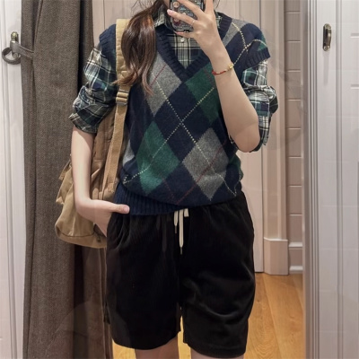 元货~经典女款羊毛菱形花纹针织衫背心~冬季时尚女士V领马甲