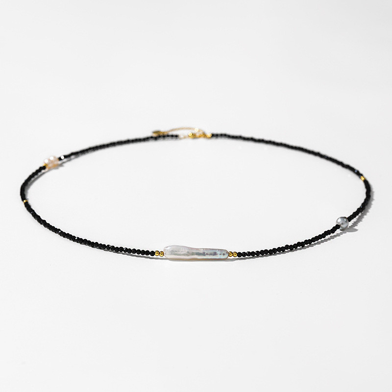 925银气质异形巴洛克珍珠颈链黑