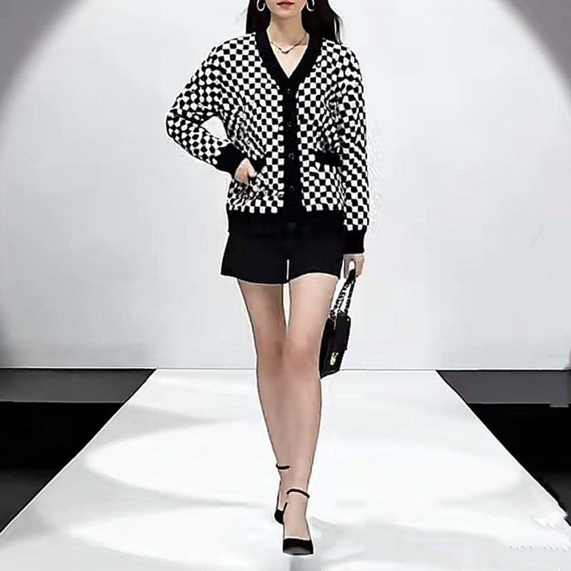 5折 外贸 时尚宽松落肩复古文艺风长袖V领单排扣针织开衫A3896