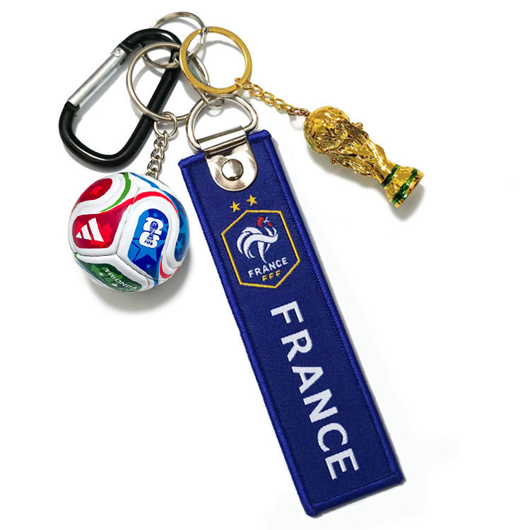 2026美加墨世界杯巴西德国阿根廷法国足球奖杯钥匙扣球迷挂件饰品