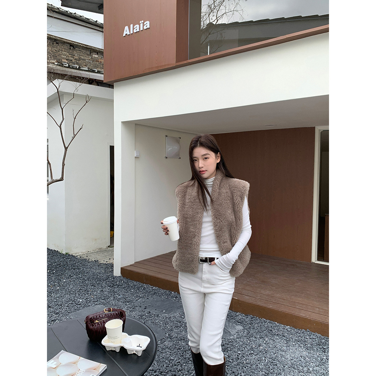 趋梦DT ETOLIE皮毛一体羊羔毛马甲外套女冬季2025新款保暖马夹女