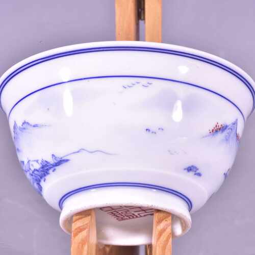 大清雍正主人款青花釉里红山水纹茶圆茶杯