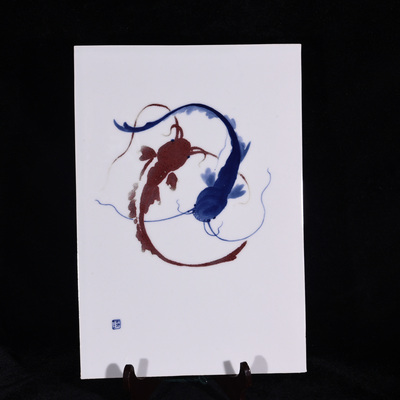 民国长湖主人竹溪道人王步绘青花釉里红鲶鱼纹瓷板画