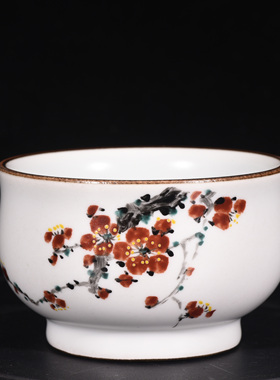 民国吴昌硕笔意粉彩折枝梅花一枝春纹酒杯茶杯