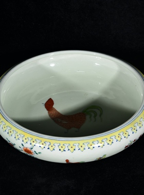 大明成化年宪宗皇帝御制御笔御用斗彩小鸡全家福纹笔洗