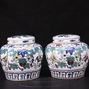 大明成化年制斗彩瓜瓞绵绵纹天字罐