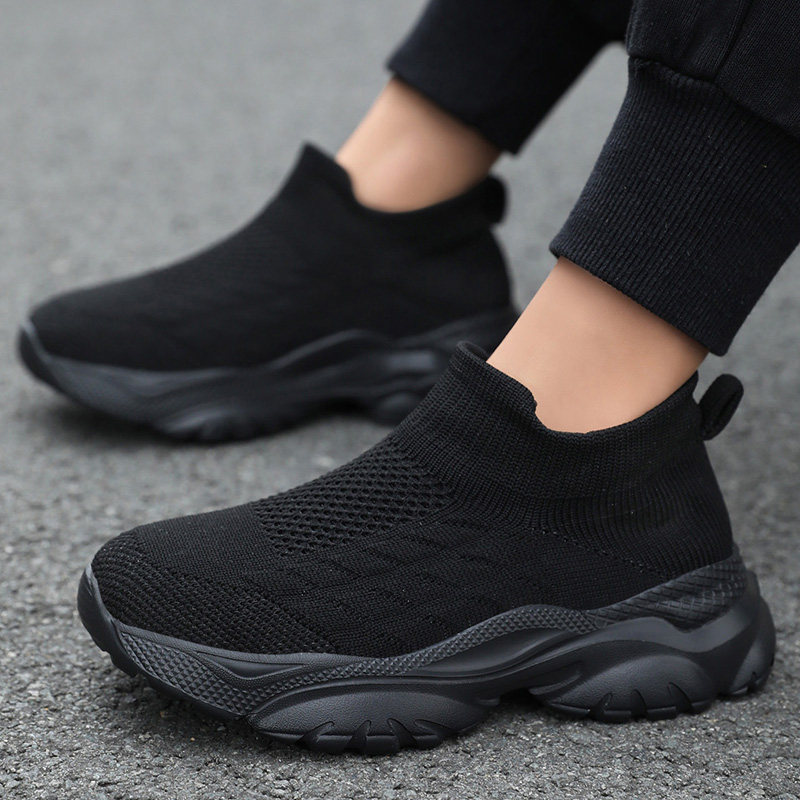 儿童袜子鞋男童鞋全黑色小女孩套脚40码中大童飞织厚底运动休闲鞋