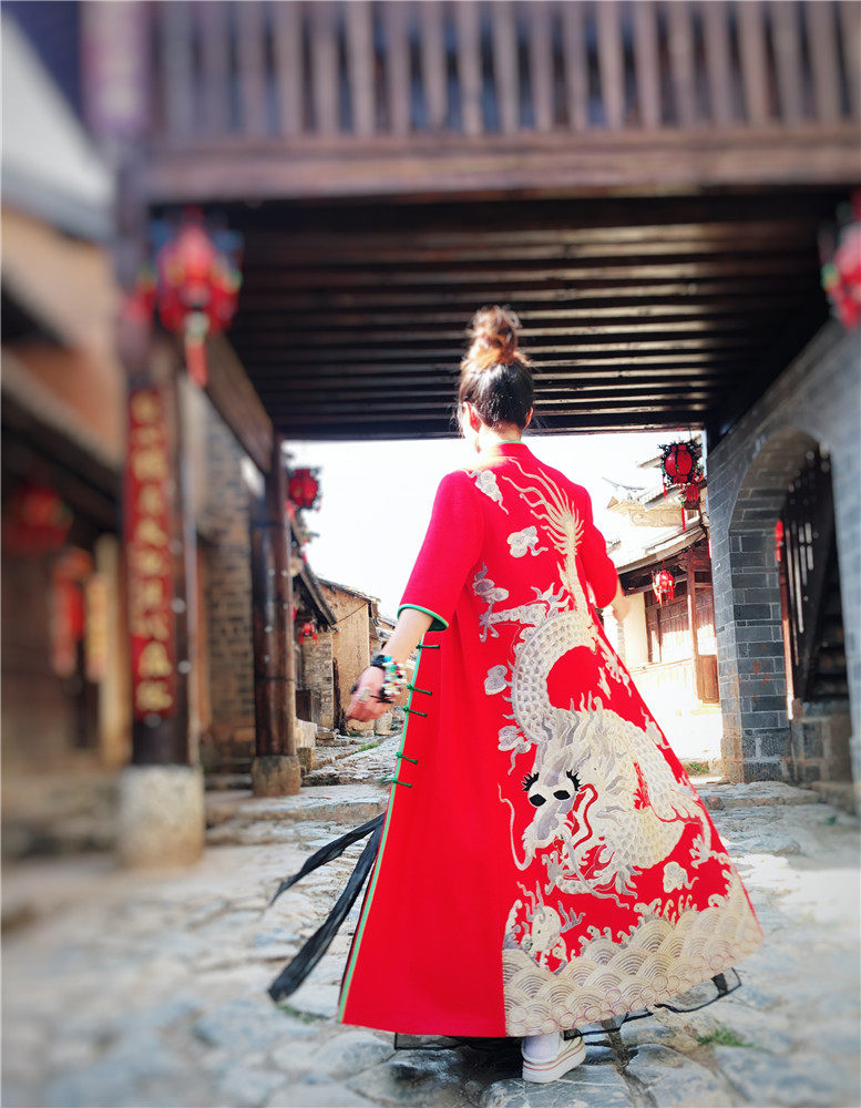 荟芩阁羊毛呢子百年老绣盘金龙风衣气质个性长款外套可量身定做