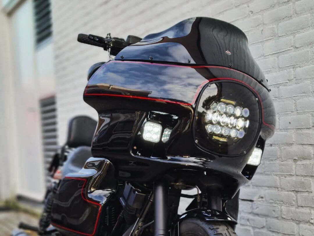 哈雷黛娜/软尾路威s街霸改装泰坦头ds clubstyle性能改装路王头罩