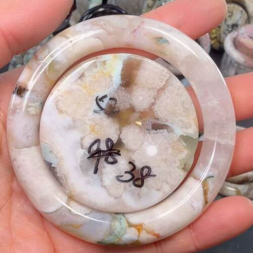 1220樱花玛瑙手镯52