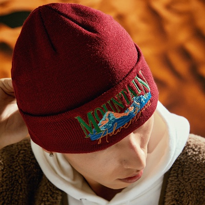 theMADHATcher刺绣针织帽