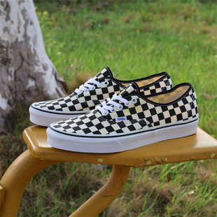 VC体育 Vans经典款棋盘格低帮帆布板鞋男女款瑕疵处理VN000W4NDI0