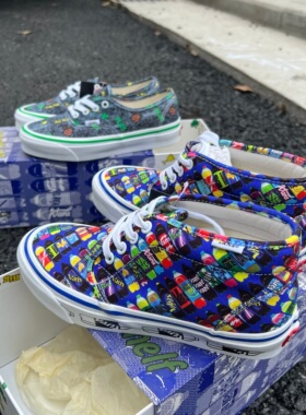 VC体育 Fergadelic x Vans Vault OG联名中帮低帮板鞋VN0A4U3G063