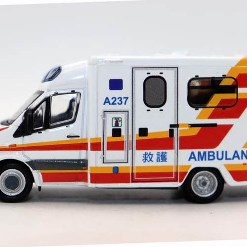 Tiny 162微影1:76奔驰Sprinter斯宾特消防处救护车医疗装备车模型