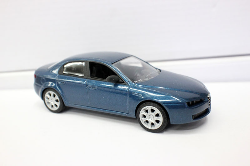Ô³§ 1/43ºÏ½ð³µÄ£ Alfa Romeo 159 °¢¶û·¨ÂÞÃÜÅ·Æû³µ·ÂÕæÍæ¾ß³µ
