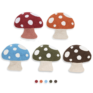 红蘑菇簇绒抱枕套卡通家用卧室沙发办公车载含芯立体四季 通用靠垫