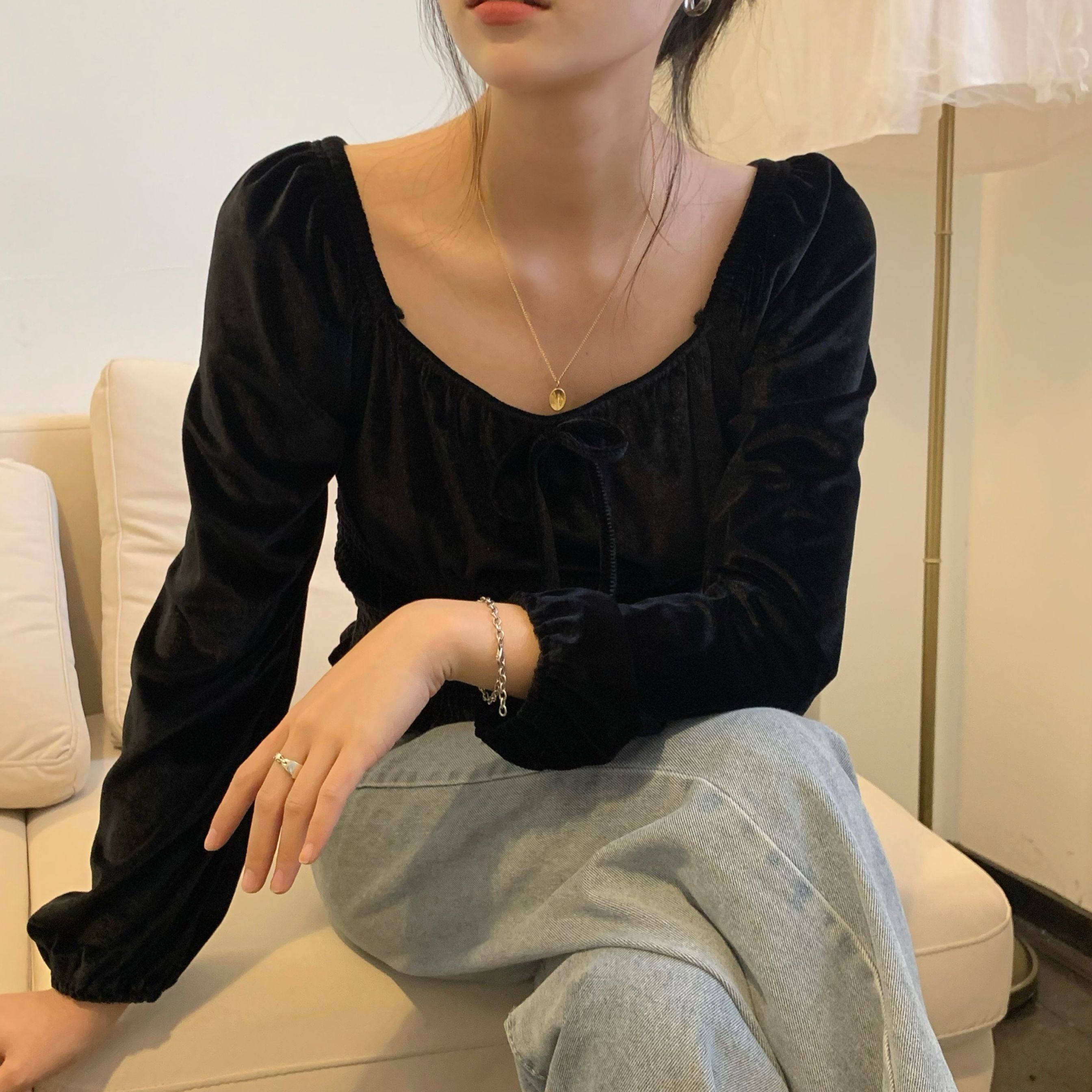 Real shot real price French retro square collar bubble sleeve velvet short high waist open navel shirt waist top