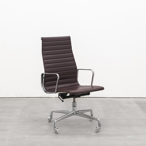 coznap 中古｜挪威产Eames EA119办公椅转椅扶手椅 早期四星腿