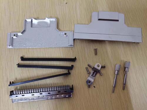 SCSI 针 100pin IDC压线刺破式 带外壳