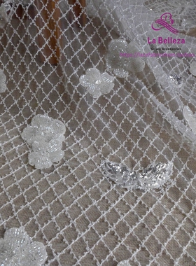 白色网纱钉珠蕾丝网格刺绣米珠布料立体钉花婚纱礼服面料服装辅料