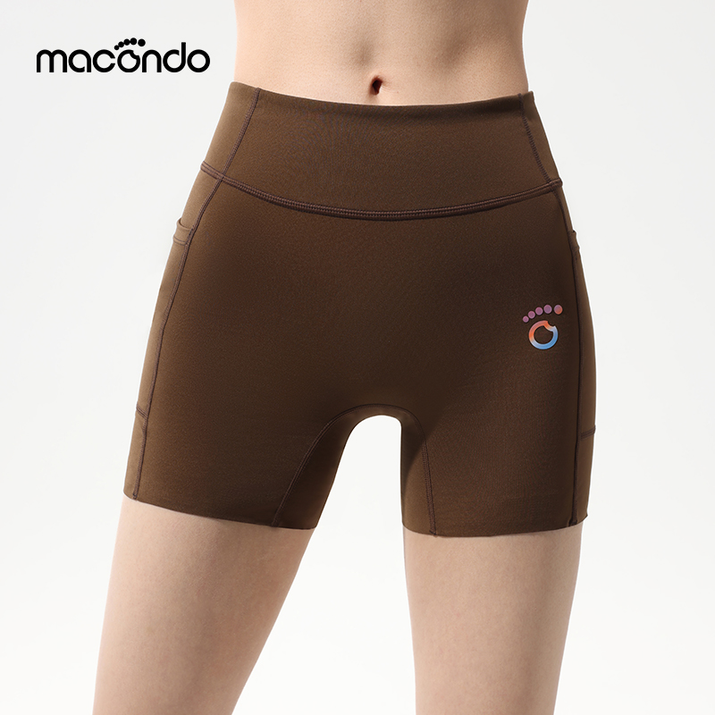 马孔多女子三分紧身速干收纳短裤